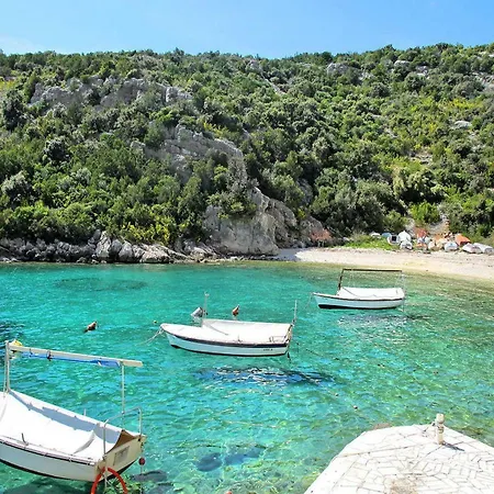 Hotel apartamentowy Vera Trogir
