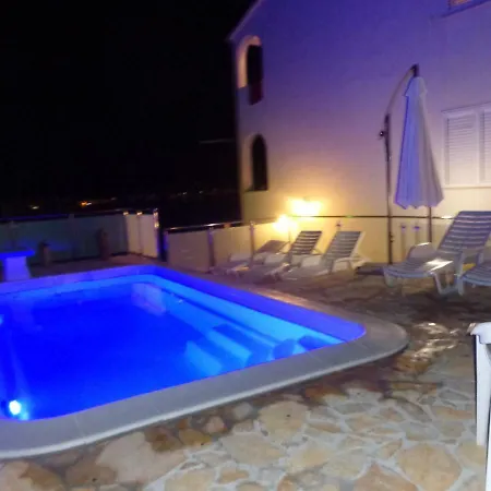 Vera Hotel apartamentowy *